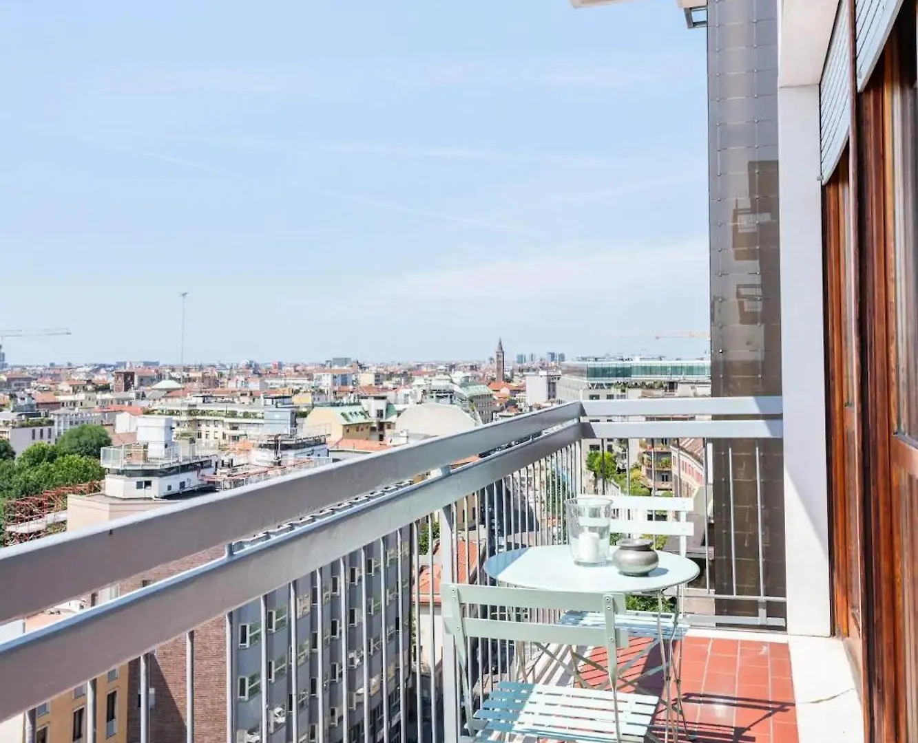 Amazing City Center Skyline Apartment Milan